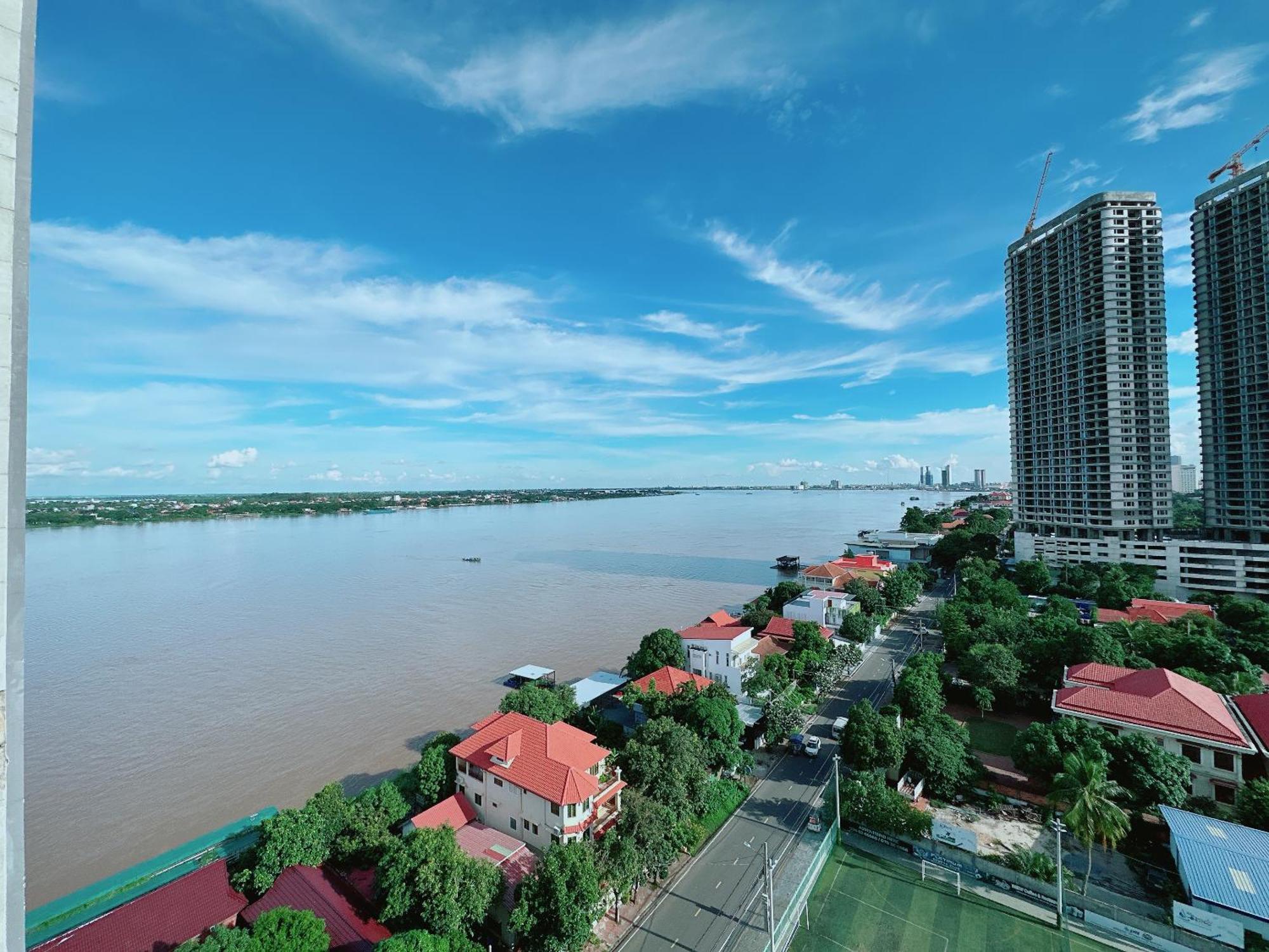 อินฟินิตี้ 28 คอนโดมีเนียม พนมเปญ ภายนอก รูปภาพ
